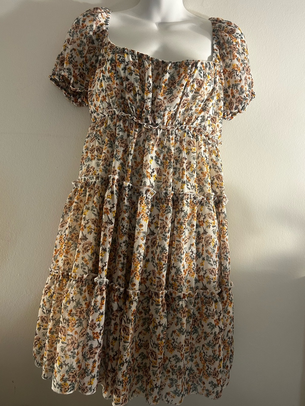 Trixxi Clothing Company Floral Tiered Babydoll Mini Dress Size M